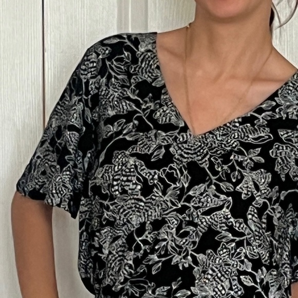 NEW Northern Reflections Black and white Floral pattern dress with pockets - Picture 5 of 12